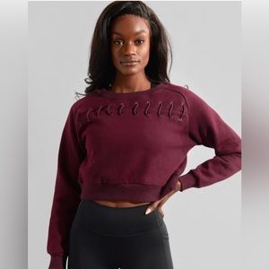 BuffBunny Catalyst Crop Pullover in the color Venom